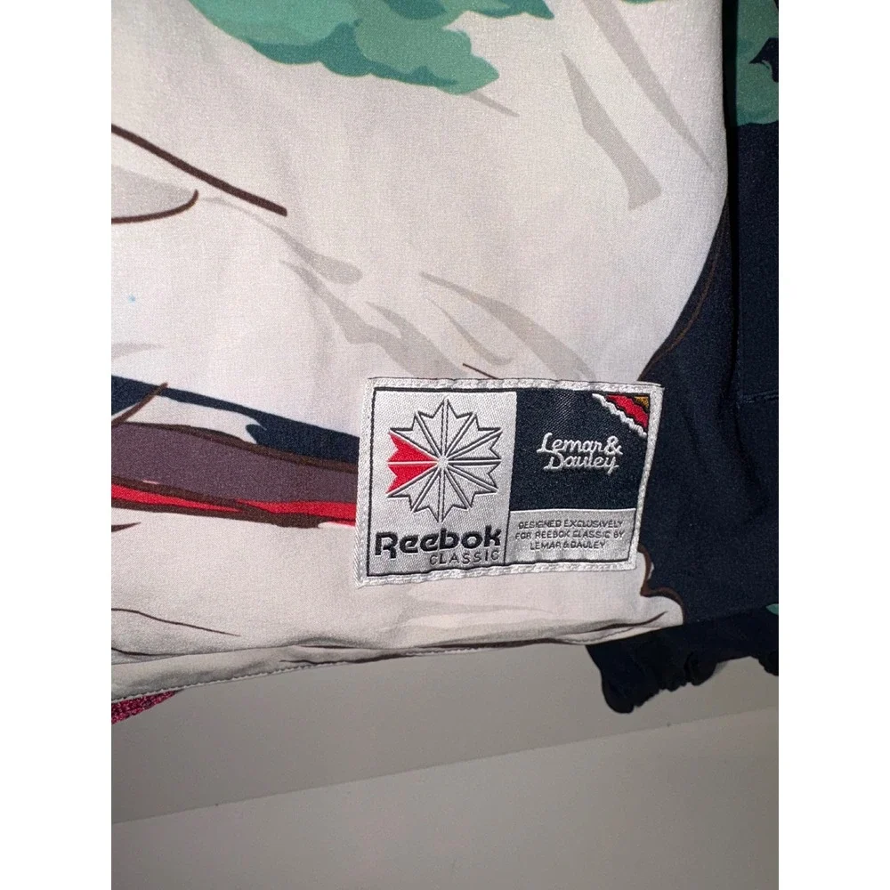 Reebok Classic Lemar and Dauley‎ Allen Iverson Basketball Jacket - Picture 2 of 4